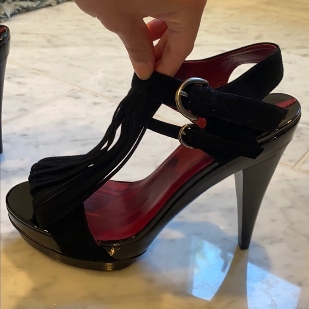 Max Studio Black Boudica Fringe Platform Heels 8 - Picture 3 of 7